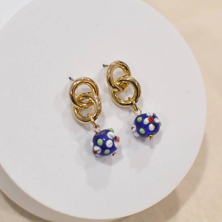 StarryNYC – Großhandel Ohrhänger – Ohrhänger in Kugelform aus Murano-Glas mit elegantem Muster12