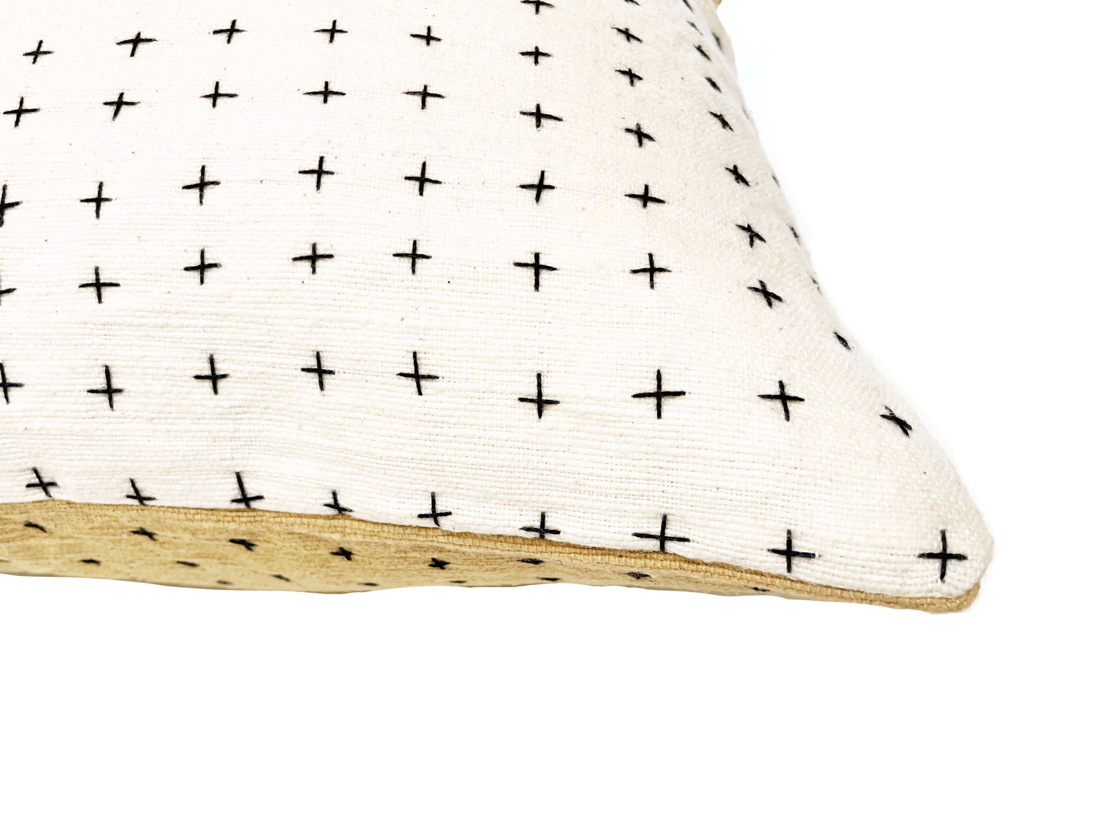 Happy French Gang – Engroshandel Pyntepude – Natur- og sennepspude 18x18in