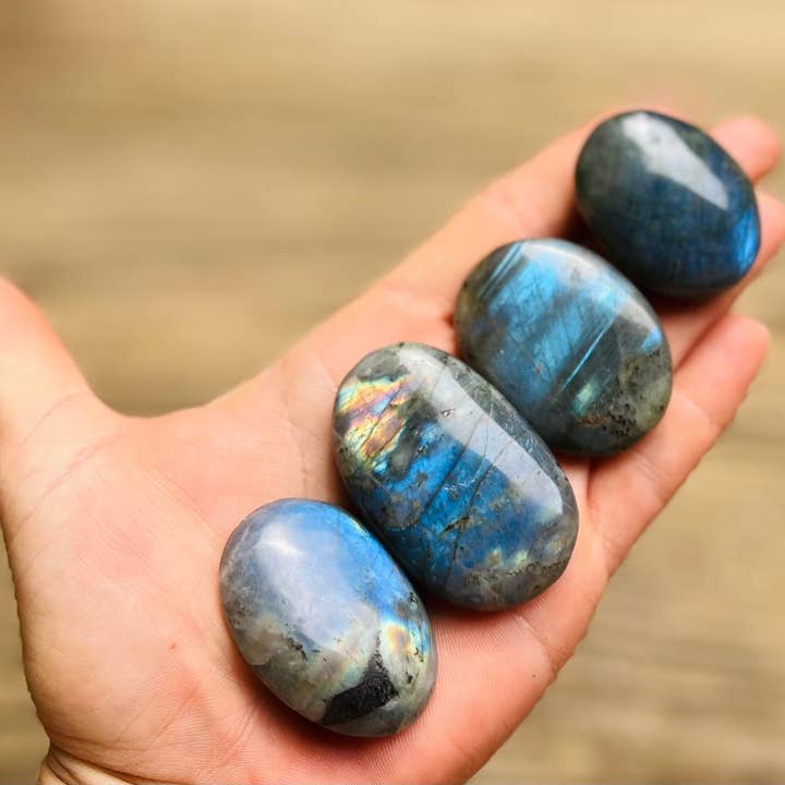 Mandala Gems - Wholesale Spiritual Stone/Crystal - PRETTY Labradorite Palm Stone6