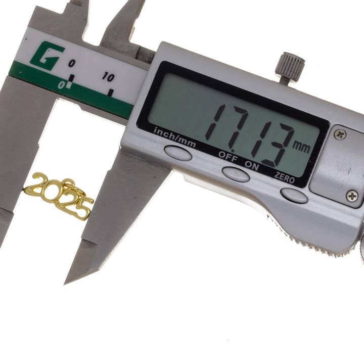 Jewel Pledge - Wholesale Individual Charm/Pendant - 2025 Graduation Charm for Necklace Gold/Silver CPG-CPS23163