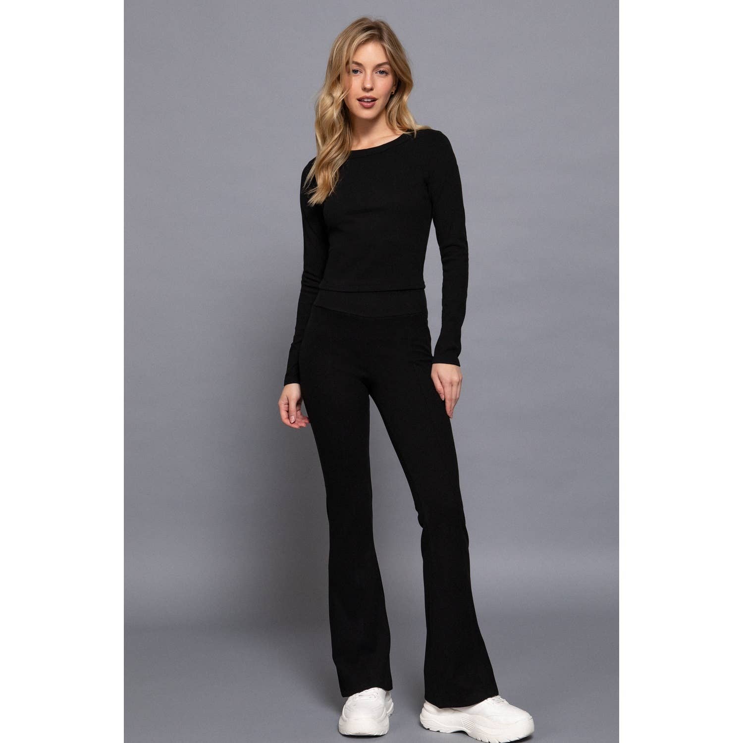 Style Up - Wholesale Lounge Set - Women's - Two Piece Crop Top Flare Pants Set2