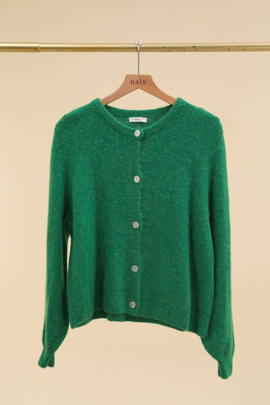 NAÏS PARIS - Wholesale Cardigan - Women's - SUPER FINE ALPACA SHORT BUTTON CREW NECK CARDIGAN18