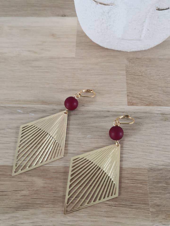 ARTY grafiske øreringe - Bordeaux for engroshandel hos Un Amour de Bibi