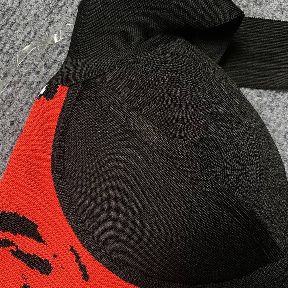 Rød DR0239 Chic Rose Jacquard halterkjole med guldknapper for engroshandel på Faire6