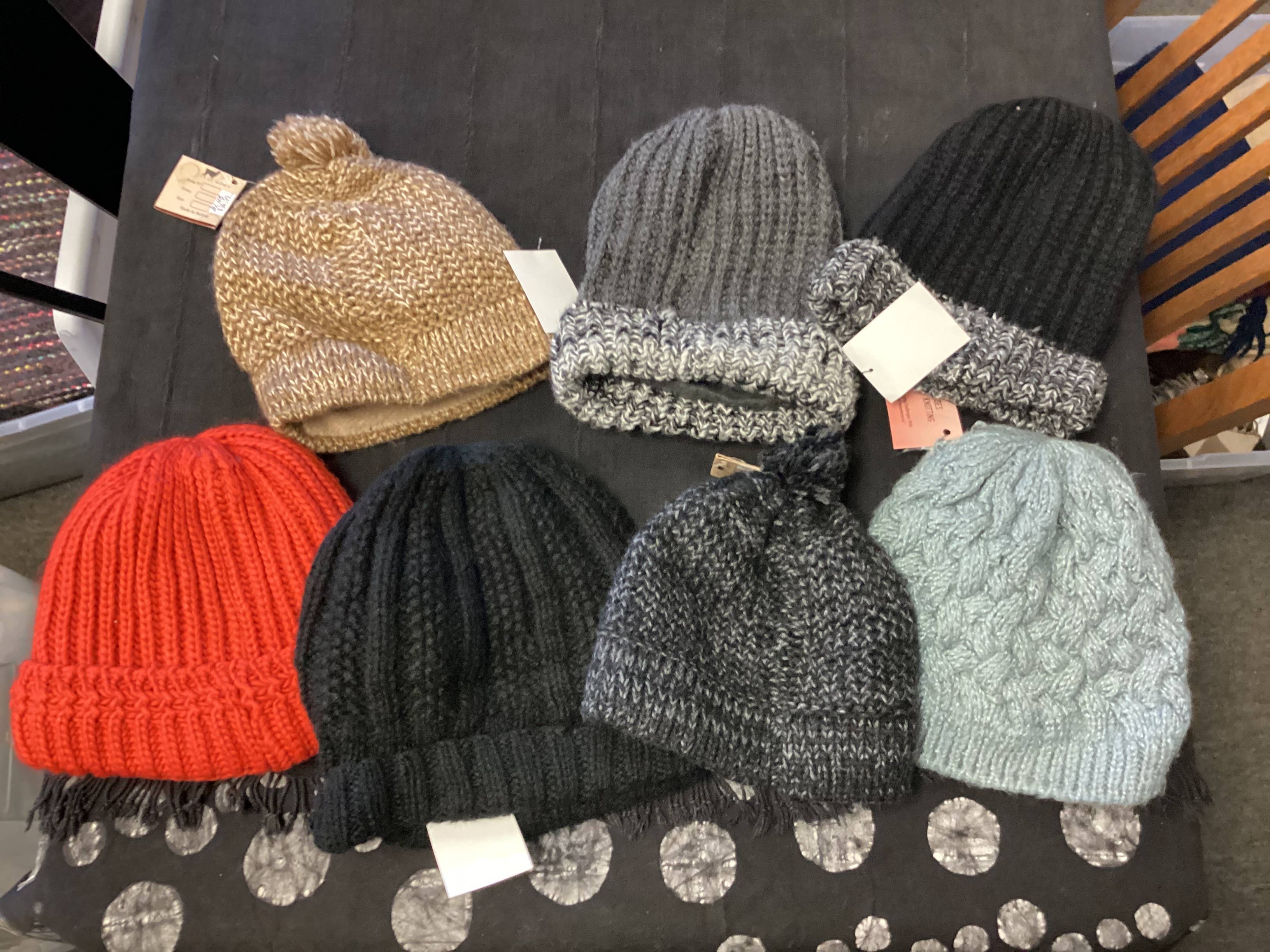 World Peaces - Wholesale Winter Accessory Set - Women's - DEEPLY DISCOUNTED Cozy Women's Winterwear Alpaca Bundle8