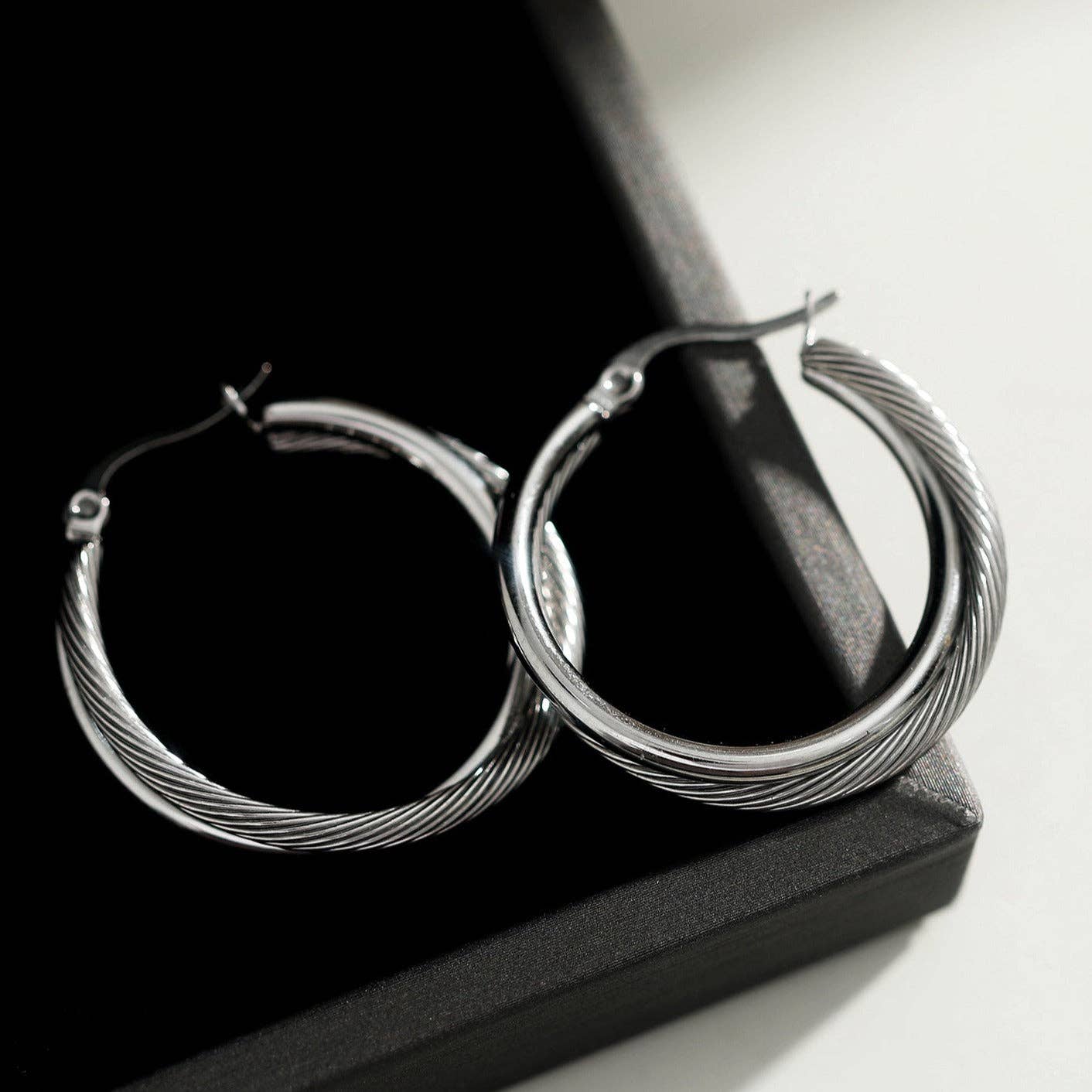 HACKNEY NINE – wholesale  – SAJAN Double Hoop Silver Earrings9