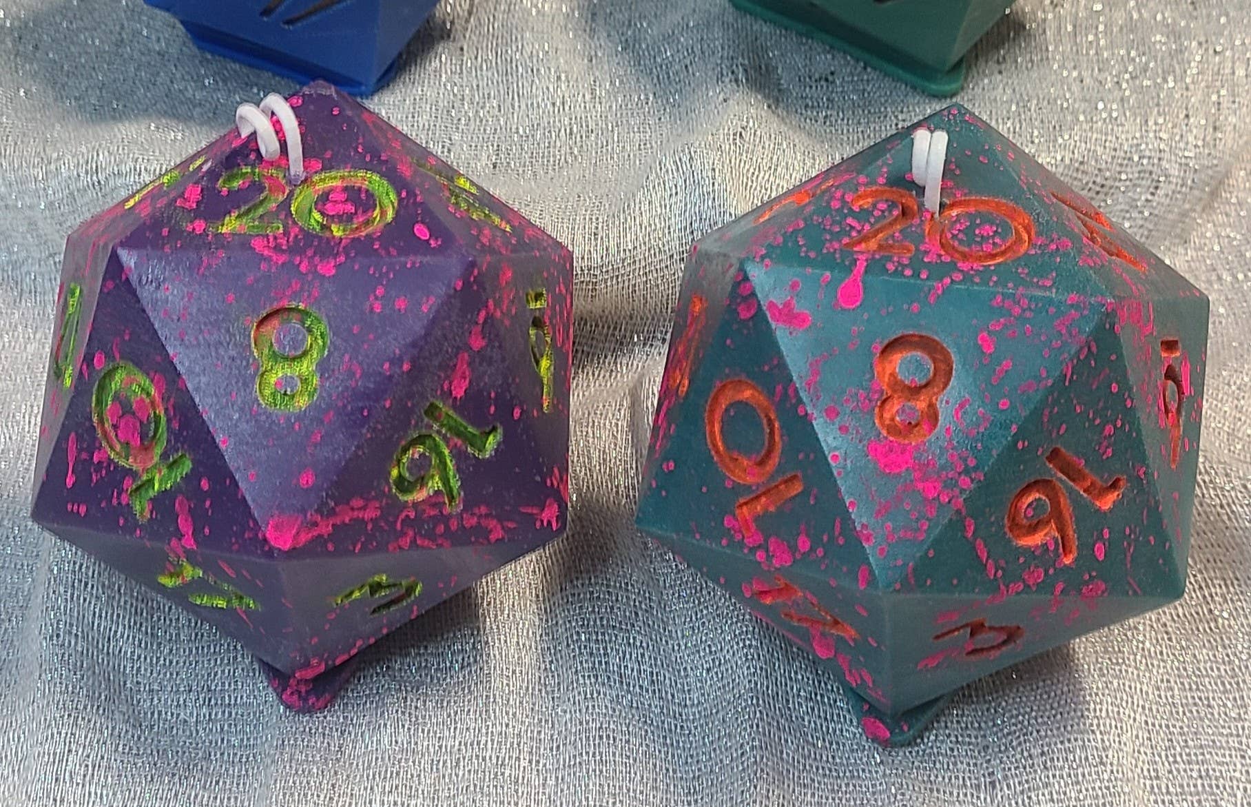 Melmade Scents - Vente Bougies originales - Bougies de dés RPG Black Light12