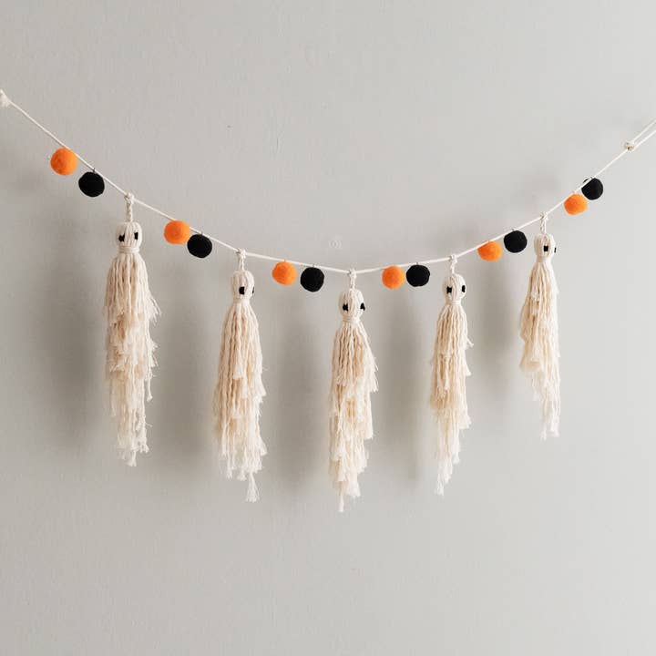 Halloween Ghost Garland V76 for wholesale by BeanDaikon