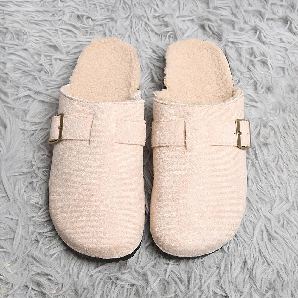 Sensibling Corp. - Vente Chaussons – femme - Mules Sabots en Suédine à Boucle en Fausse Fourrure Solide3