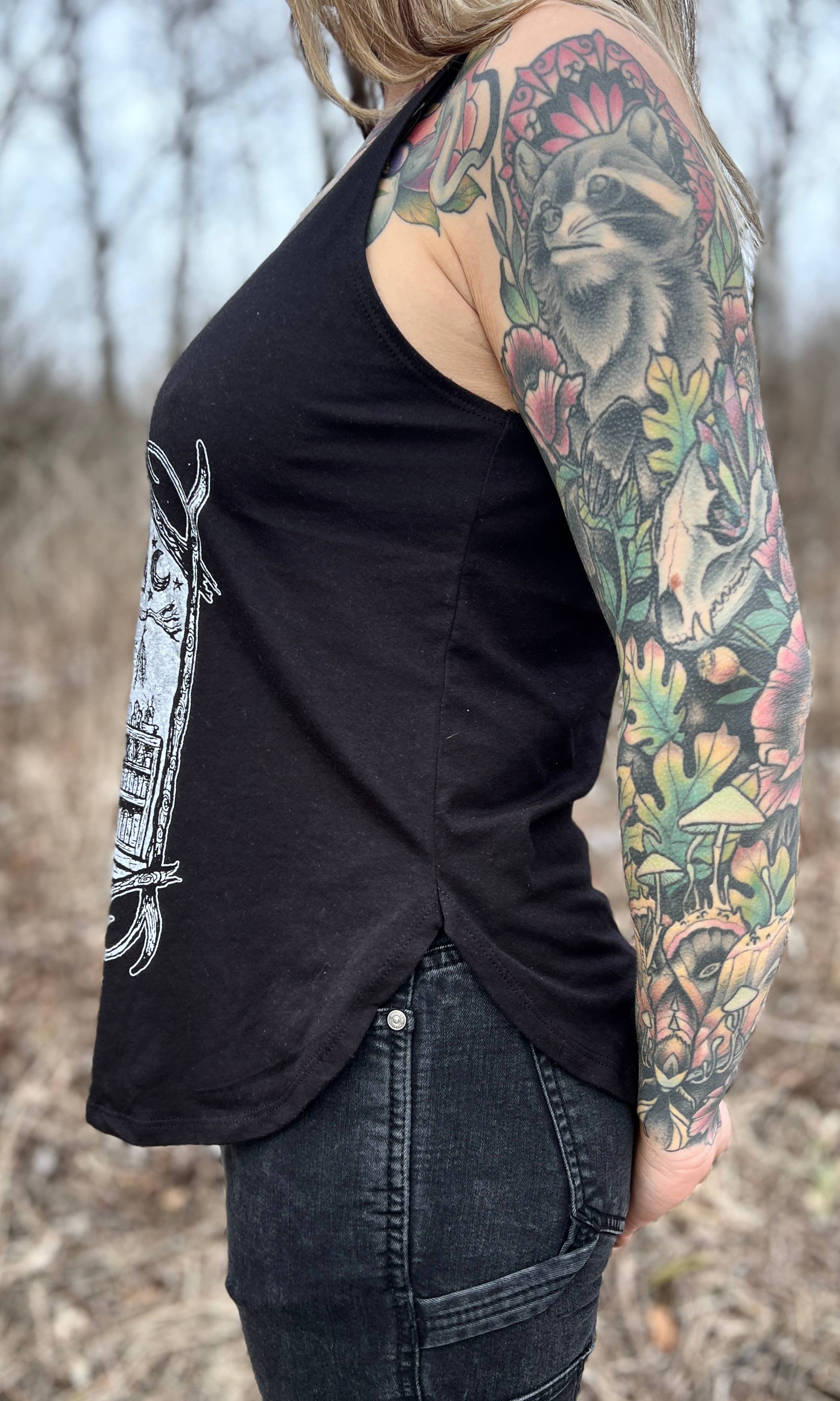 SOVRIN - Wholesale Tank Top - Women's - Hearthwitch womens side slit flowy tank2