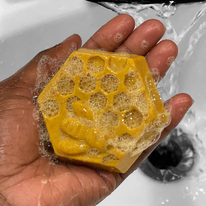 Bee-Youtiful Beauties - Wholesale Bar Soap - Turmeric & Honey Soap