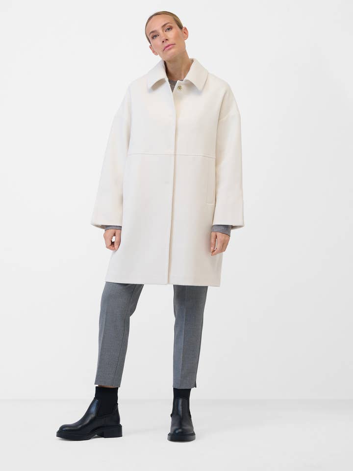 Manteau élégant pour femme Valentina avec col chemise pour la vente par Ricano