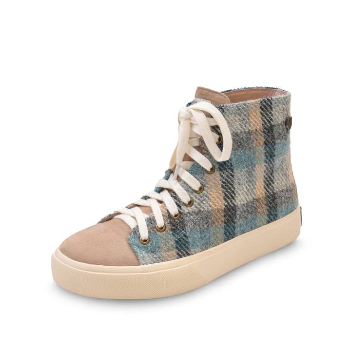 Islander - Wholesale Lifestyle Sneakers - Women's - The Blair