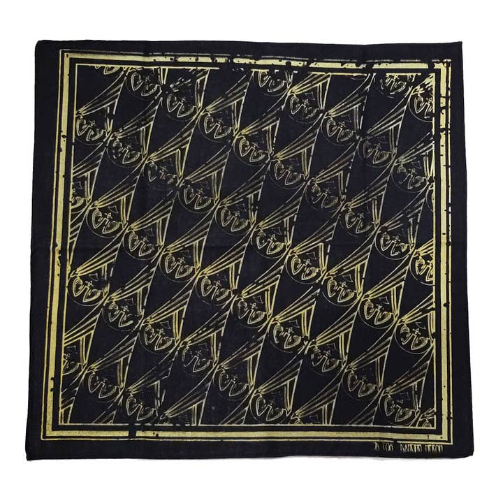 Caché dans un mouchoir pour la vente par Dancing Heron