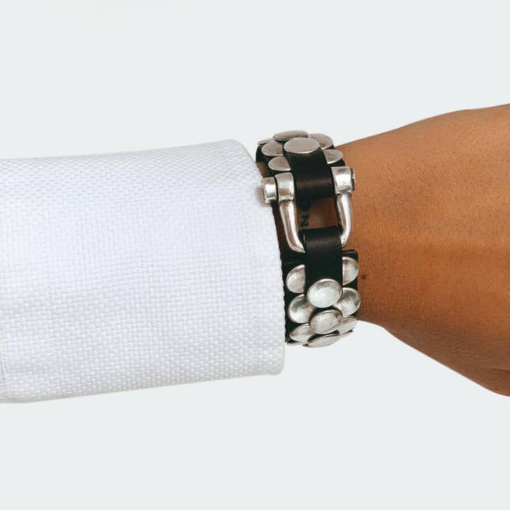 Armbånd med studs for engroshandel hos CXC