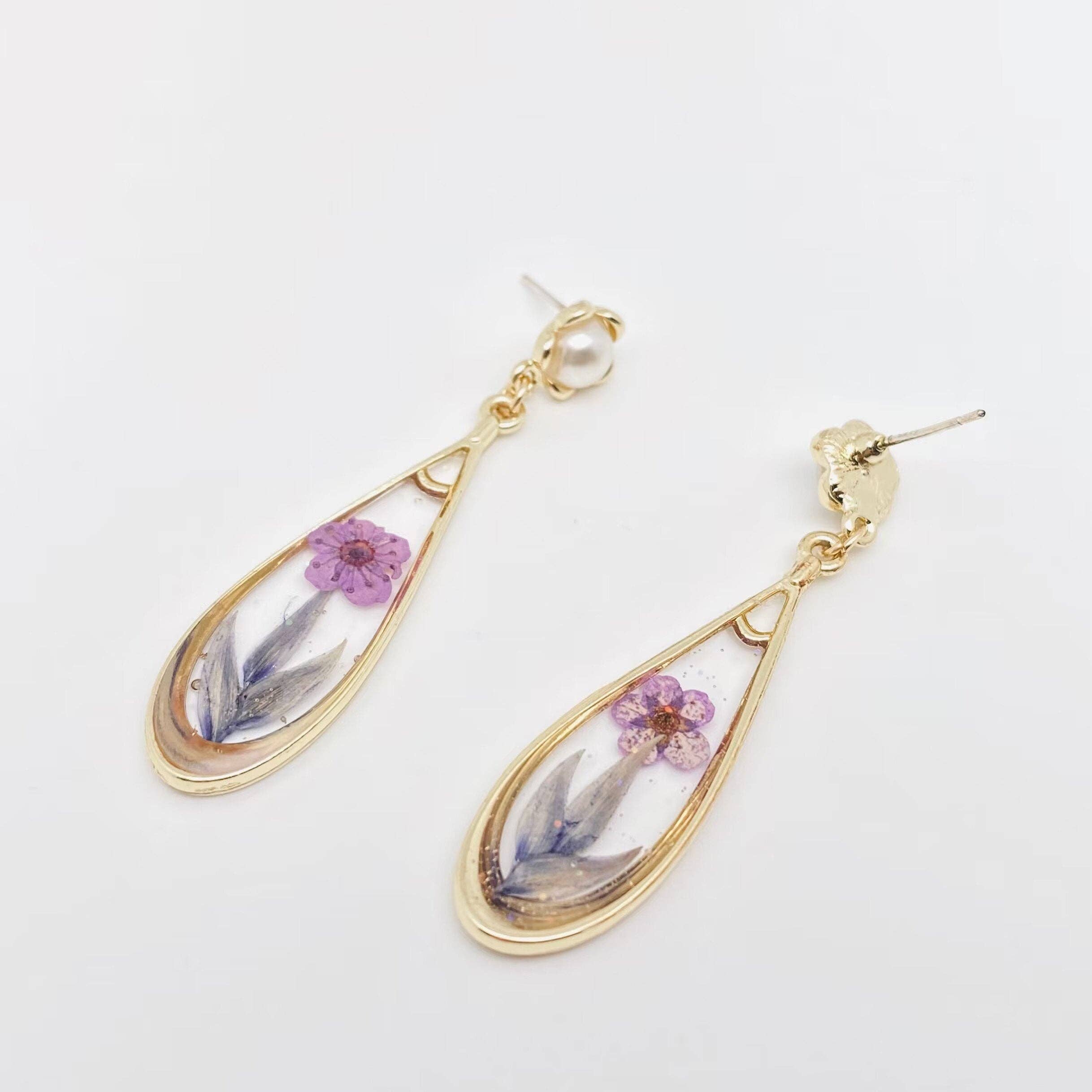 Mio Queena – wholesale Dangle earrings – Dried Flowers Daffodil Post Earrings - PDF5