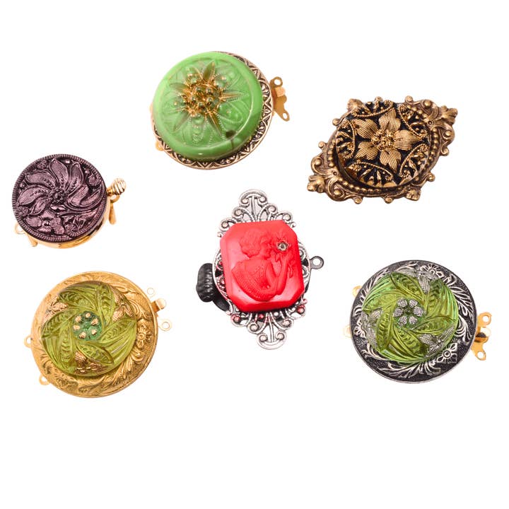 Set Tsjechische glazen knopen met sluiting - ambachtelijk gemaakt, 6-delig voor wholesale door Continental Beads