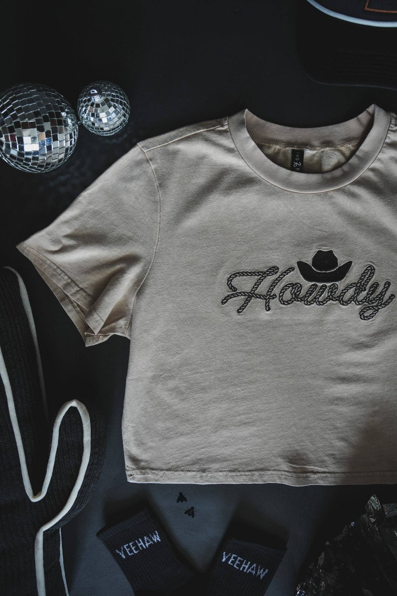 2 Fly Co - Wholesale Screen Printed T-Shirt - Women's - HOWDY DOLL TOP5