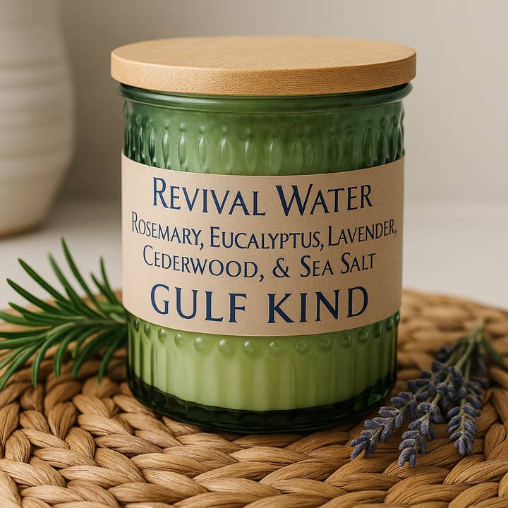 Bougie d'Eau Revitalisante – Romarin, Eucalyptus, Lavande, Cèdre pour la vente par Gulf Kind
