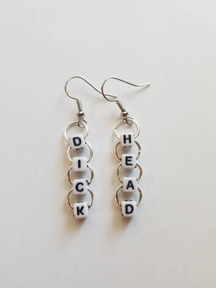 Beaded „Dick Head“ ord øreringe for engroshandel hos Sapphire Creations