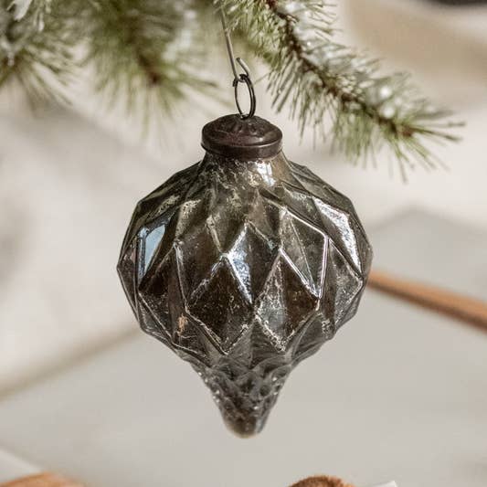 4.5" SILVER GEOMETRIC KUGEL ORNAMENT for wholesale by Ragon House