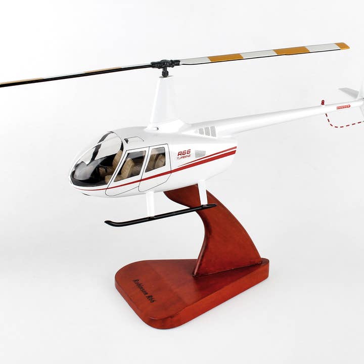 Daron Worldwide Trading - Wholesale Decorative Tabletop Object - EXEC SER ROBINSON R-66 1/24 (HR66TR) (**)0