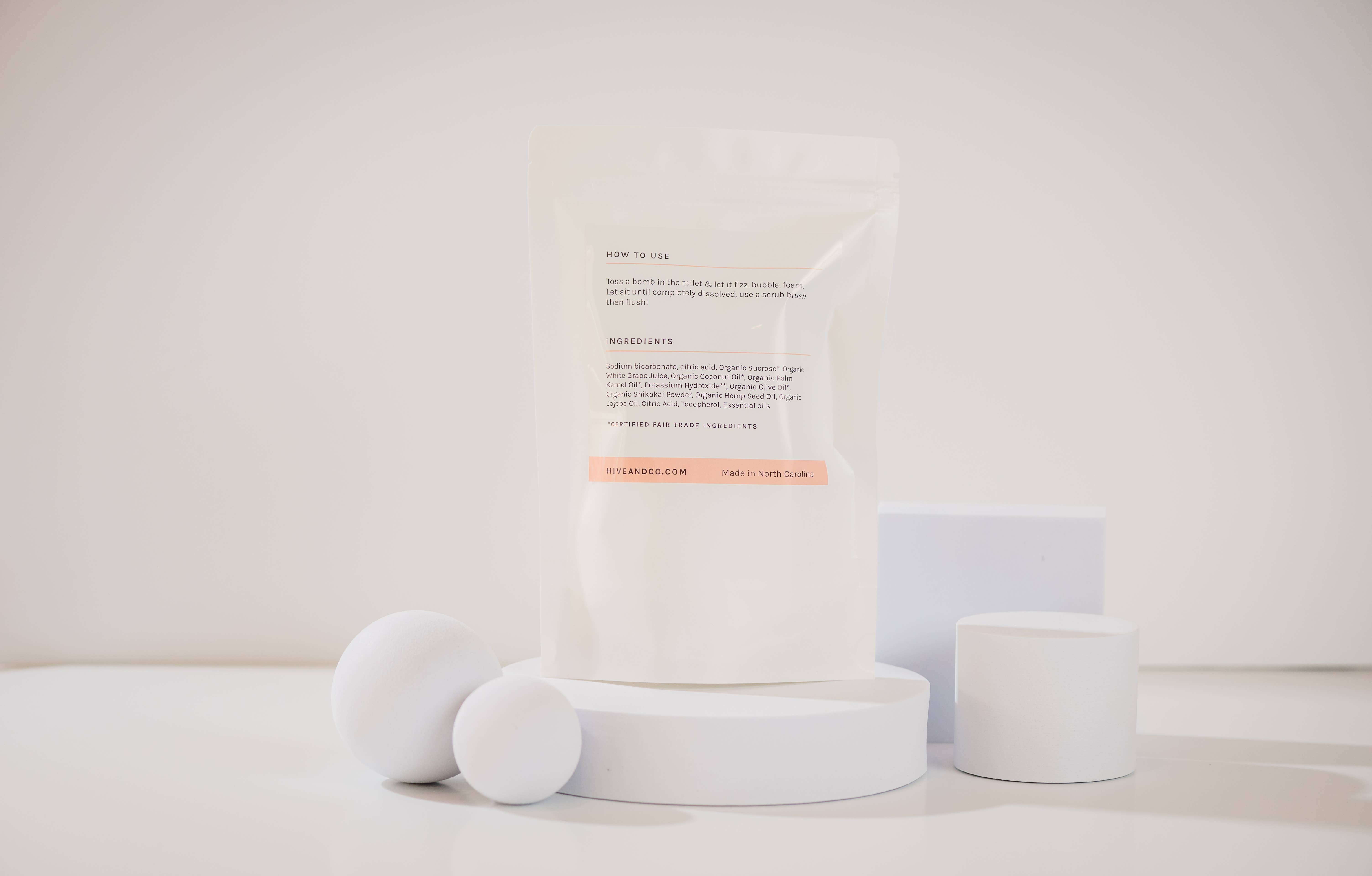 Hive - Wholesale Toilet Cleaner - toilet boms cleaner 12 count 9