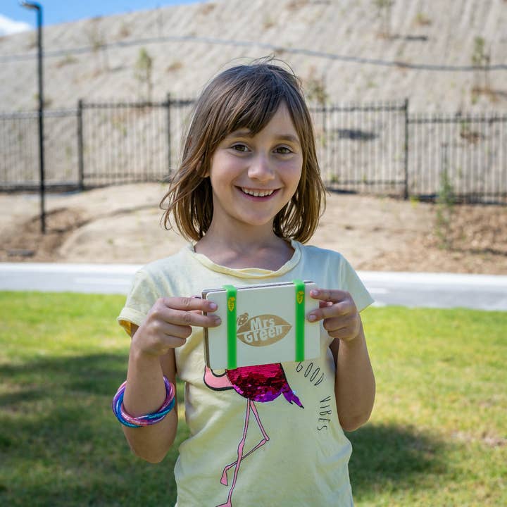 Heebie Jeebies USA - Wholesale Dried/Pressed Flowers - Flower Press Small3