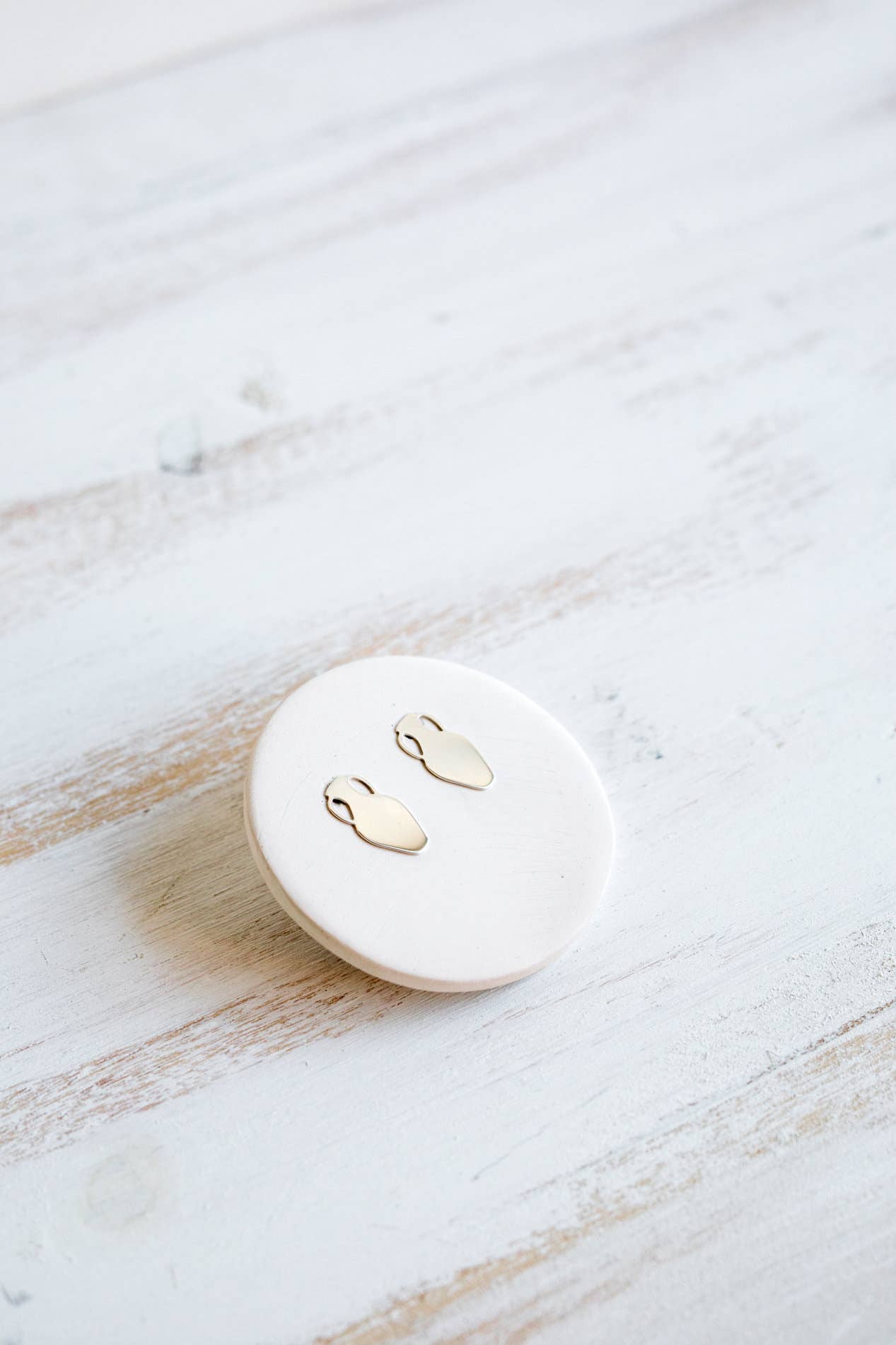 Fauna y Flora - Wholesale Dangle Earrings - Amphora Earrings3