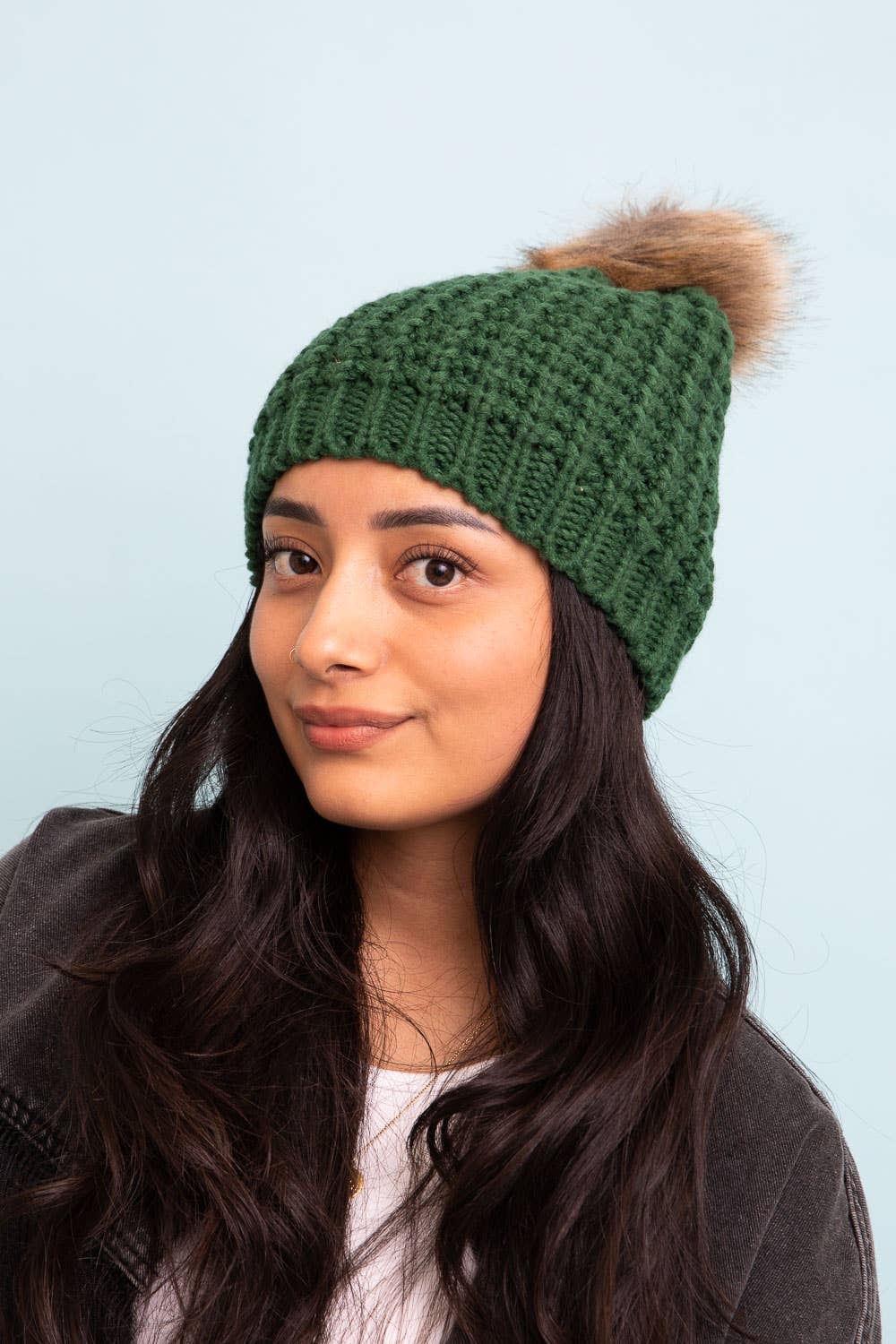 Leto Accessories - Vente Bonnet – femme - Bonnet en tricot texturé avec pompon — Idéal pour l'automne et l'hiver0