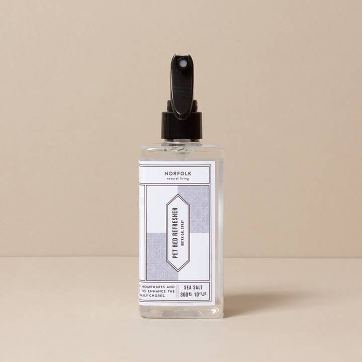 Norfolk Natural Living - Wholesale Pet Spray - Dog - Pet Bed Refresher - Coastal Walks 300ml1