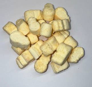 CARLA'S FREEZE DRIED TREATS LLC. - Wholesale Marshmallow - Caramel Cheesecake Marshmallows0