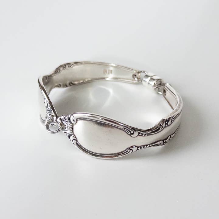Bracciale con manico in argenteria Specchio Prezioso per la vendita all'ingrosso da parte di Girl Ran Away With the Spoon
