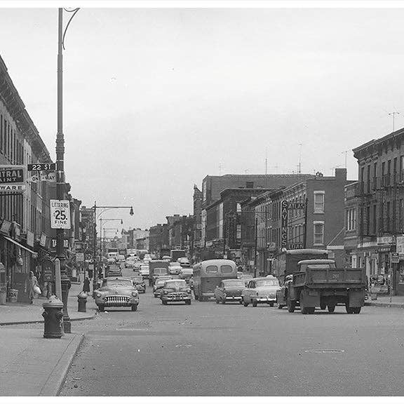 5th Avenue Ser mod 22nd Street, Sunset Park Brooklyn - 1950s for engroshandel hos Old NYC Photos