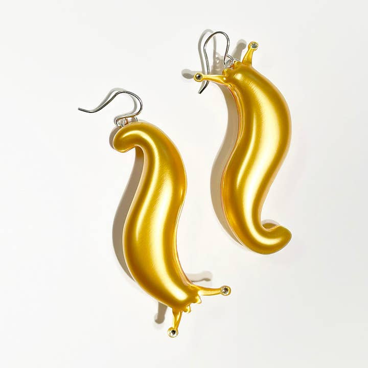 Boucles d'oreilles limace banane gonflée pour la vente par WOLL