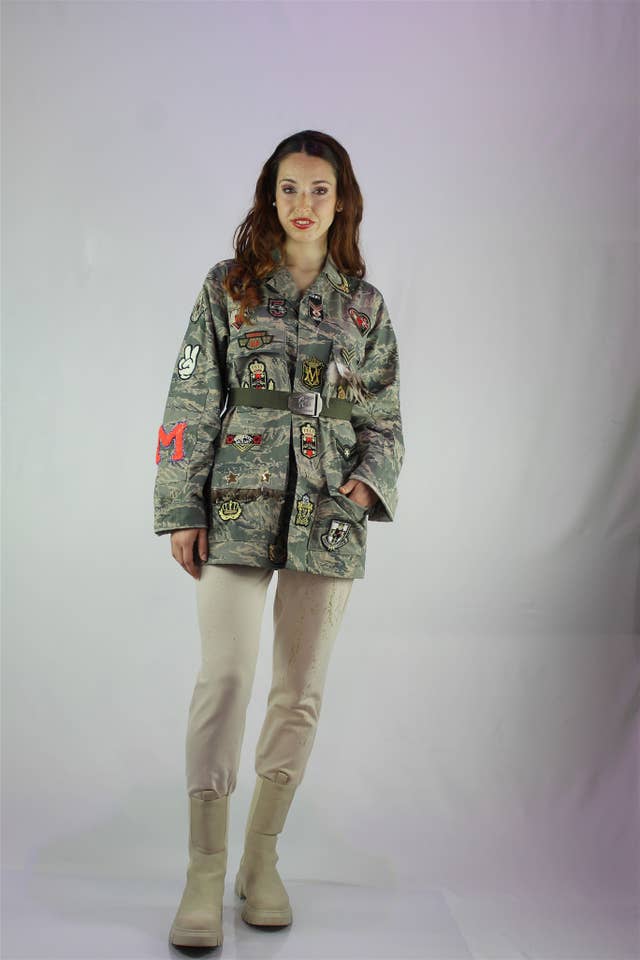 apiedinudinelparco - Wholesale Jacket - Women's - CAMOUFLAGE JACKET STAR STUDDED PATCH ROCK CHIC LUXURY7