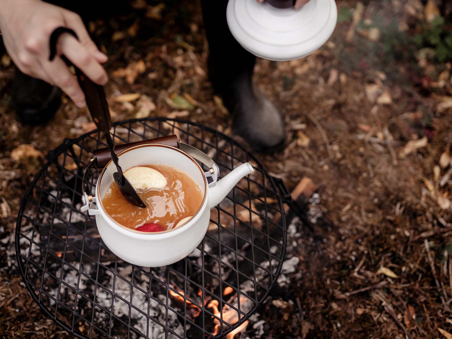 Barebones - Wholesale Tea Pot - Enamel Teapot12