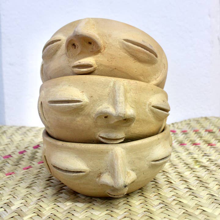 Ana Beatriz Martinez - Tazón pequeño para meditación - Primera Quema para venta al por mayor de Yalala