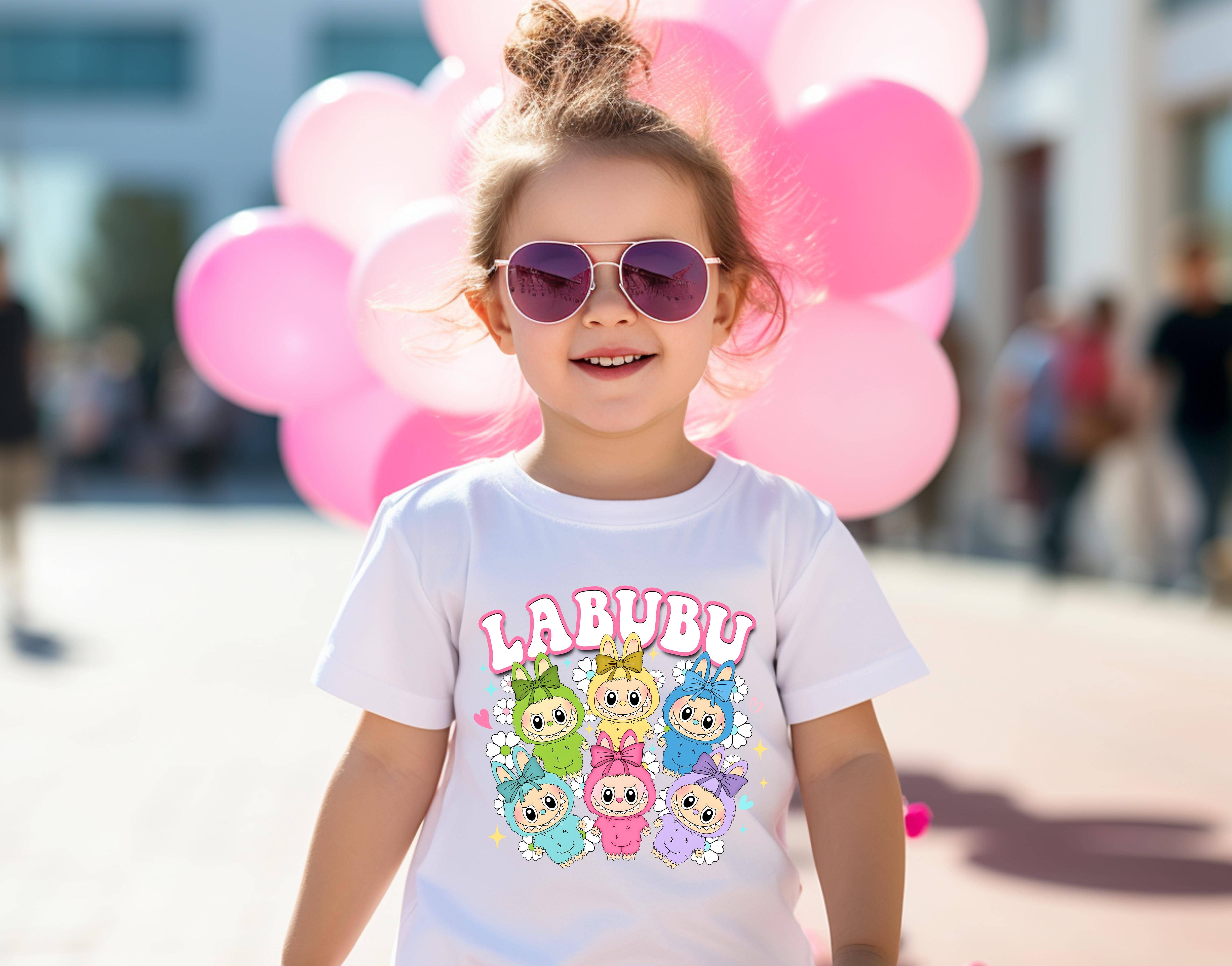 The Detailed Diva – wholesale Screen printed t-shirt – Women′s – LABUBU Graphic Tee – Playful & Colorful Unisex T-Shirt3