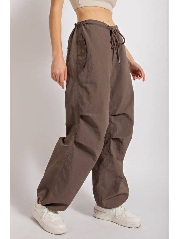 Sunday Morning - Wholesale Pants - Women's - P446237 Drawstring Nylon Taslan Balloon Cargo Pant2