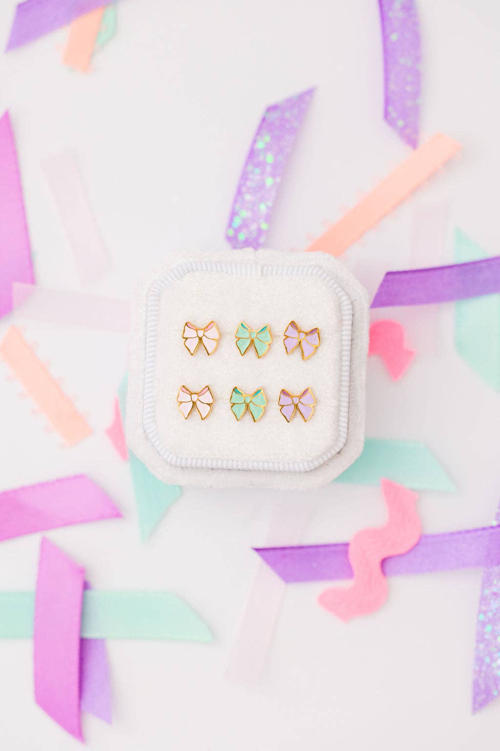 Desert Peach - Vendita all'ingrosso Orecchini a bottone - Orecchini a bottone con fiocco color lavanda1