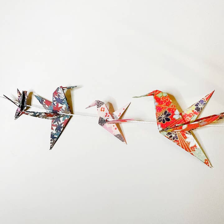 Heart of Fold – wholesale Bunting/garland – Origami Hummingbird Garland for Bedroom/Nursery Decor