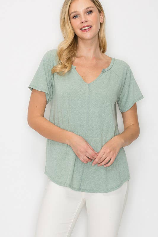 A.gain - Wholesale Gebreide top - Dames - 10884SSP627 - STEVIGE TOP MET V-HALS IN GROTE MATEN14