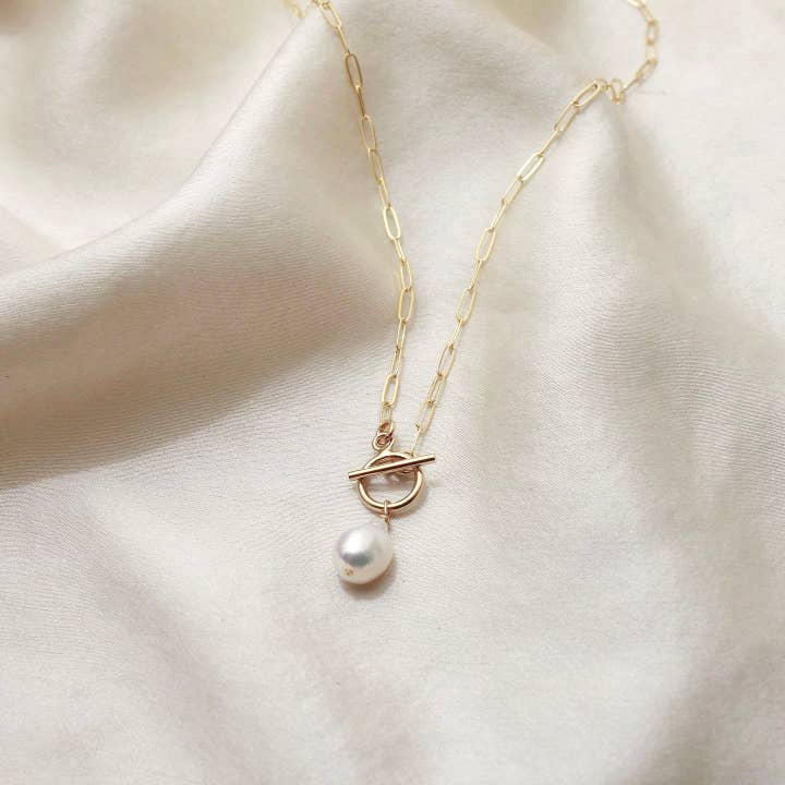 Collana Pearl Drop Toggle per la vendita all'ingrosso da parte di Sea to Seed