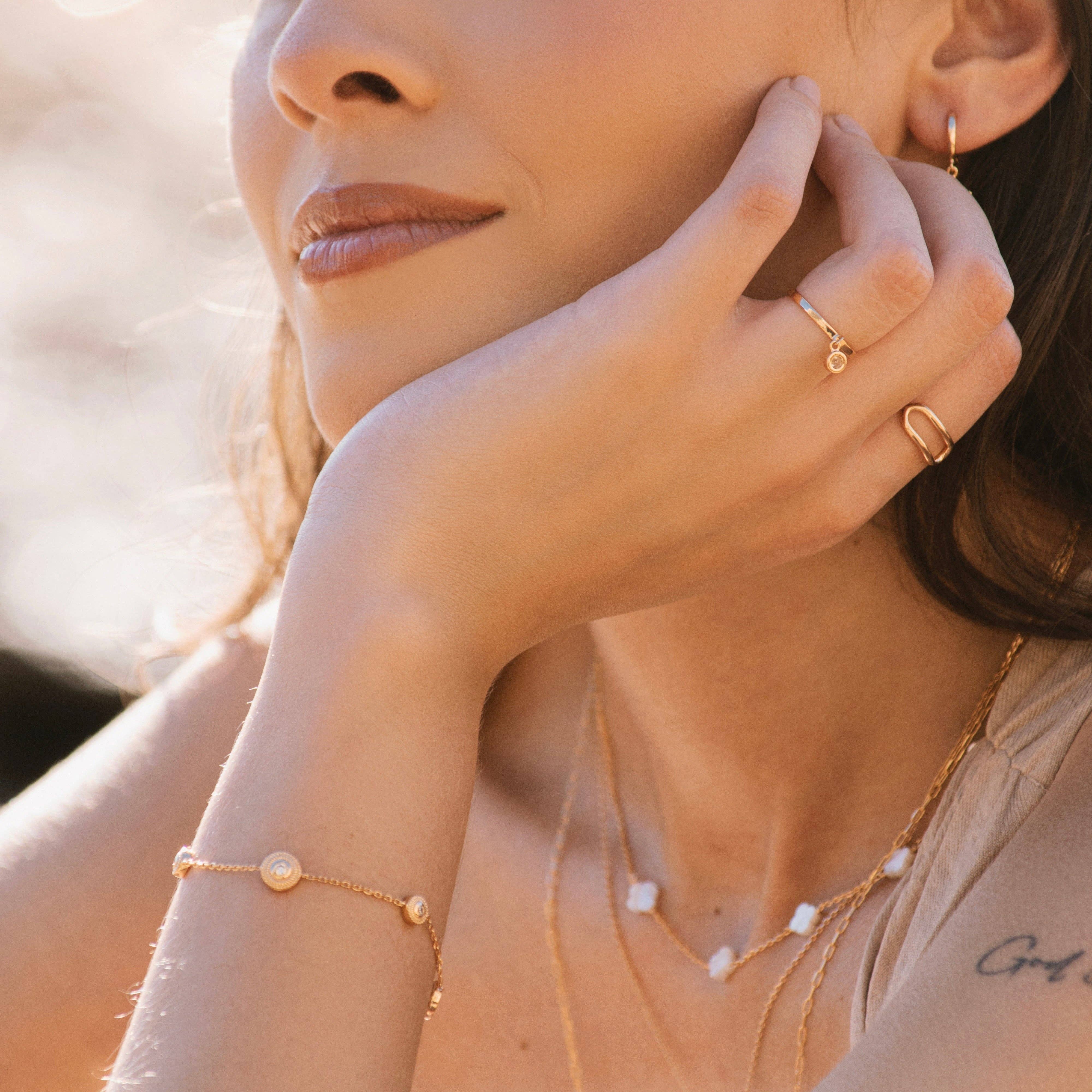 Meora Paris - Wholesale Single Stone/Solitaire Ring - Radiance Ring3