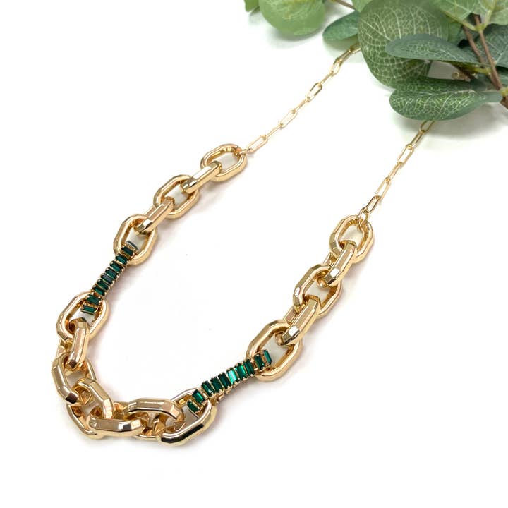 StarryNYC - Wholesale Link & Chain Necklace - Chunky Chain Linked with Baguette Bead Necklace