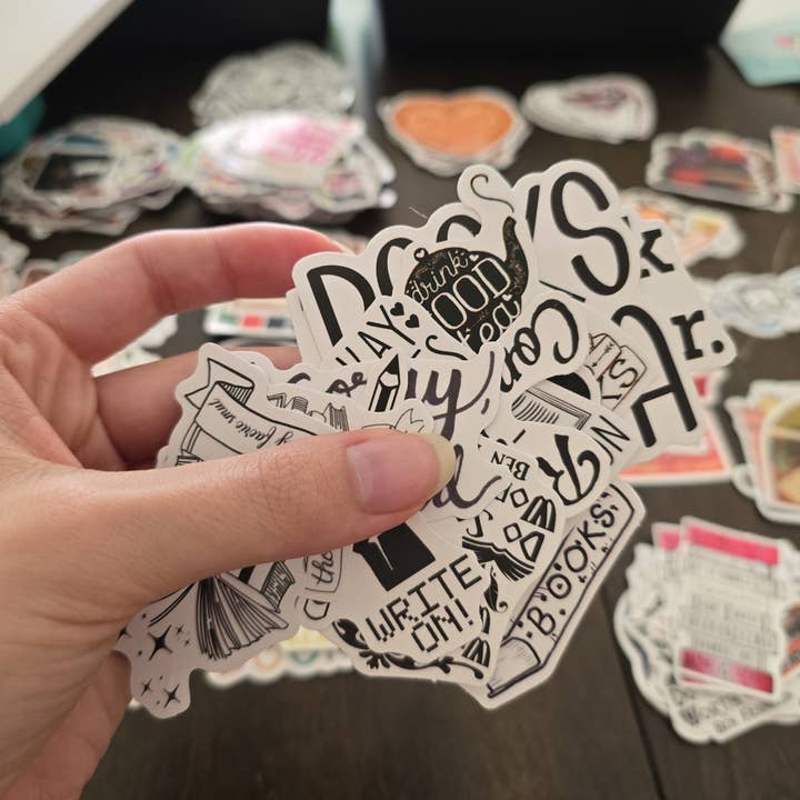 Creative By Sanchez - Vente Autocollant - Pack d'autocollants de lecture, 15 autocollants par pack1