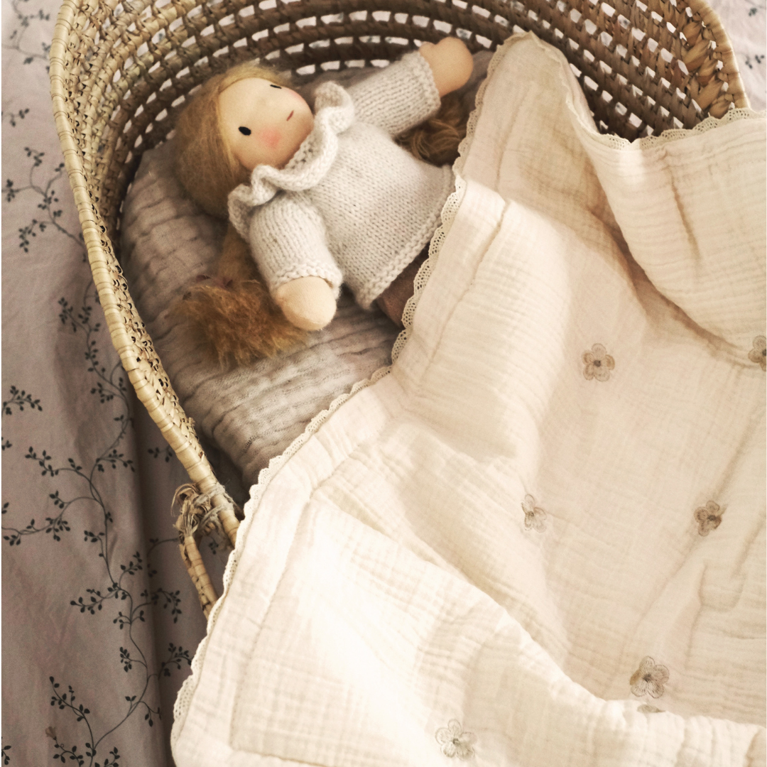 Gentil Coquelicot Paris - Venta al por mayor Manta de cama - Niños y bebés - Plaid floral acolchado5