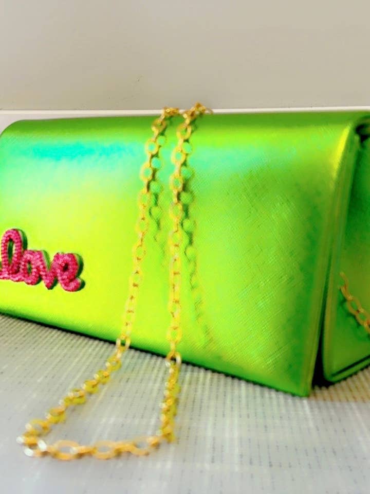 Pochette d'Amour Vert Métallique pour la vente par Soderena Designs