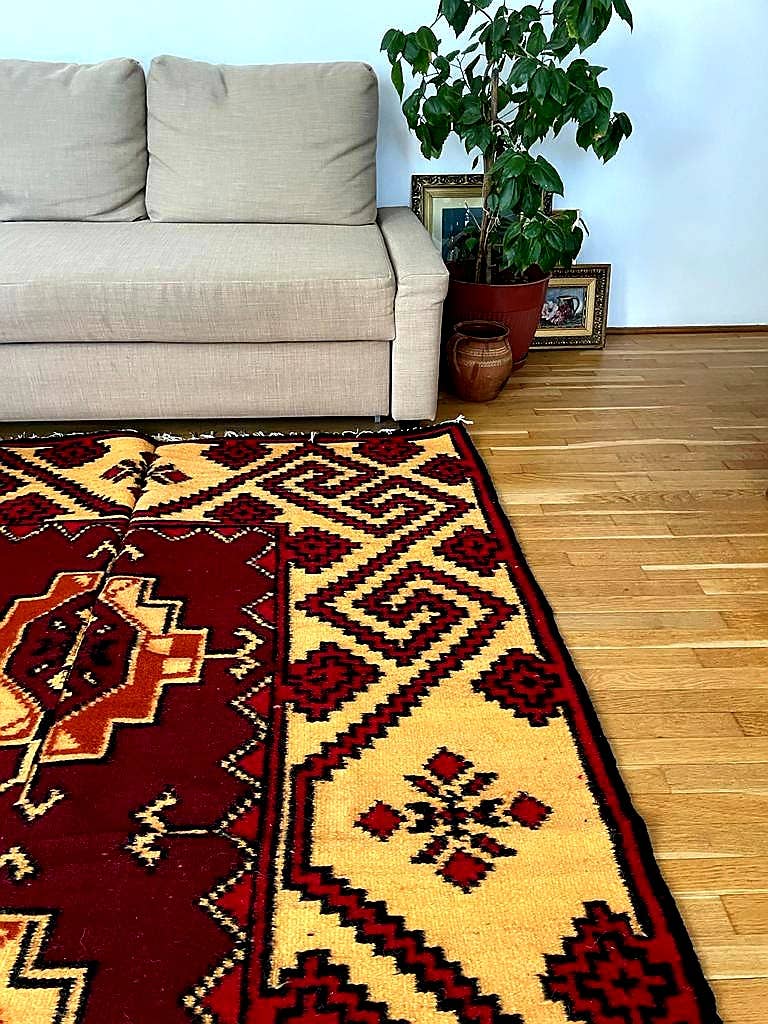 MADE WITH LOVE RO SRL – wholesale Matta – Rumänsk stor matta handvävd i ull, brun och gul0